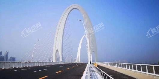 中骏·天峰周边配套-首钢大桥