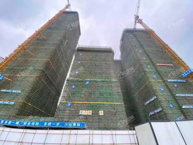 宋都江韵朝阳2#楼工程进度实景图，已完成所有墙体砌筑。（摄于2019.12）