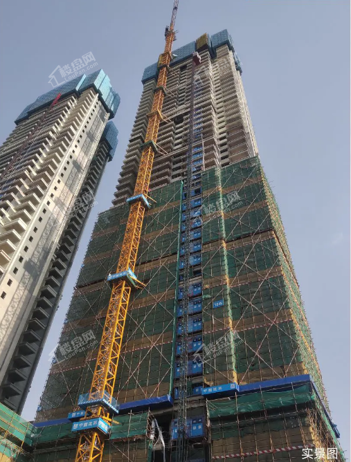 霖峰壹號18#楼工程进度图（摄于2020-08）
