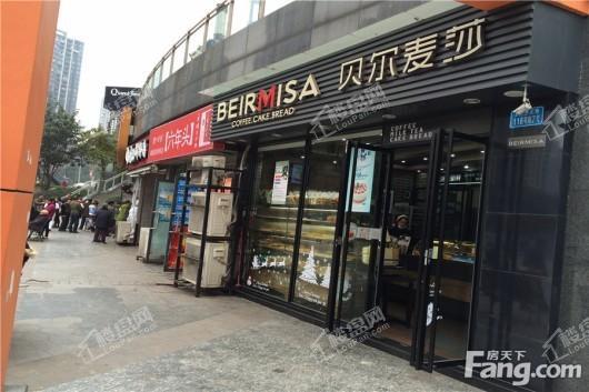 万科彩云湖周边蛋糕店