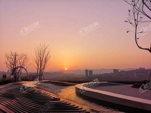 江山雲出售楼部实景