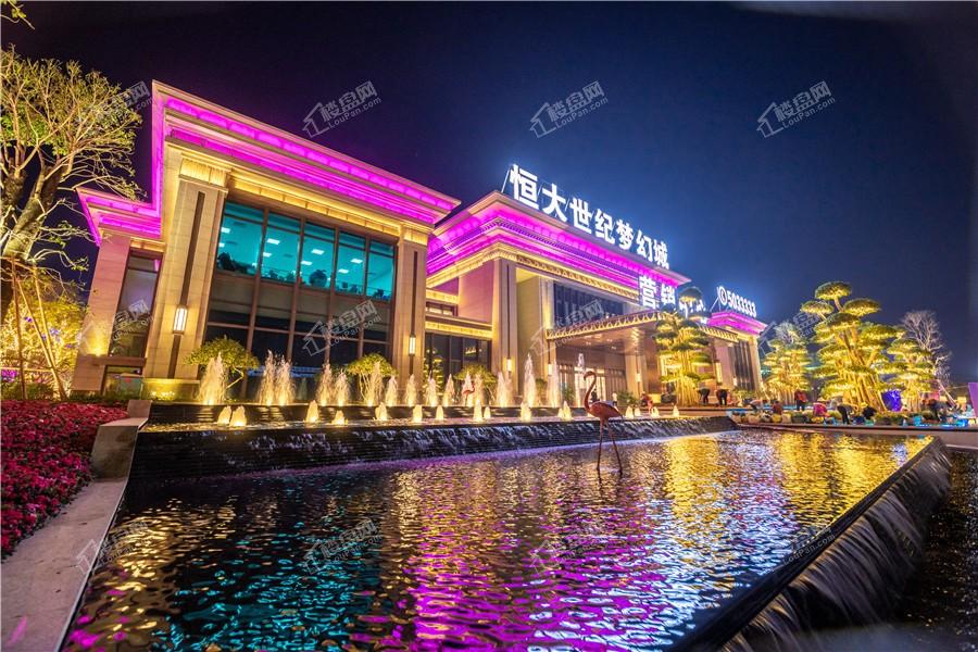 南宁空港恒大世纪梦幻城园林实景图（摄于2020-10-26）