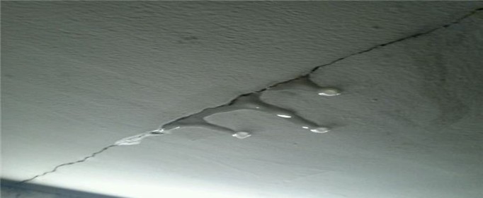 天花板漏水怎么处理合适
