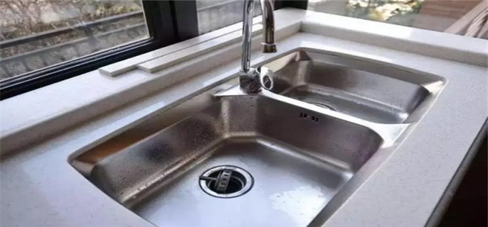 厨房水槽漏水怎么修