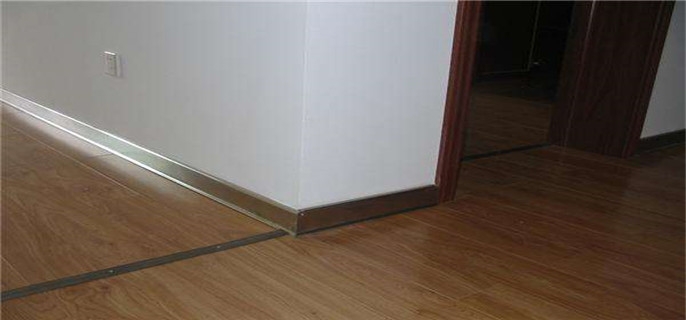 客廳墻壁貼磚還需要用踢腳線嗎
