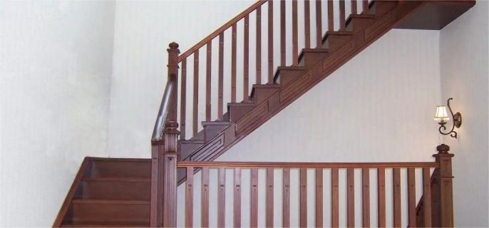 楼梯扶手一般多高