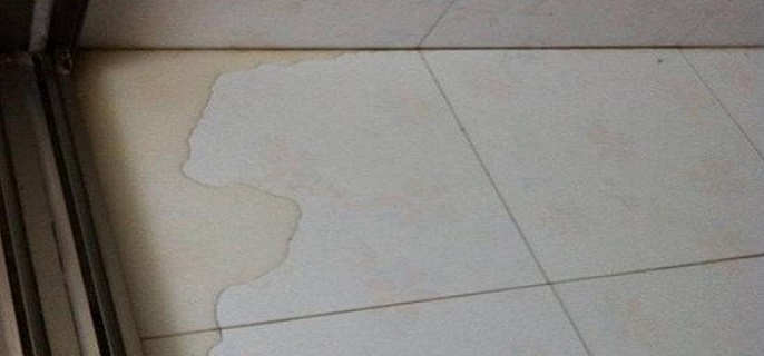 卫生间地砖缝渗水怎么处理