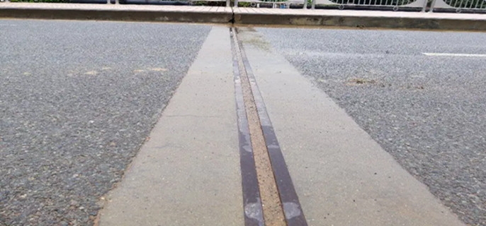 道路伸缩缝多少米设置一个