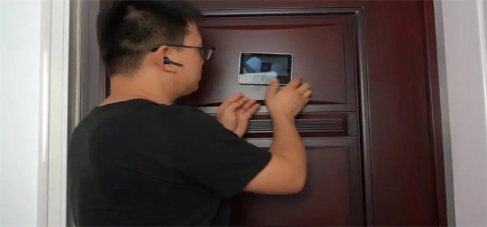 防盗门忘带钥匙怎么开锁