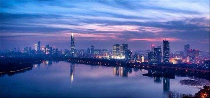 2025年房地产市场有回暖的可能吗