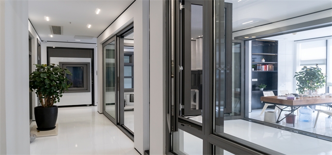 隐形门隔音效果差吗