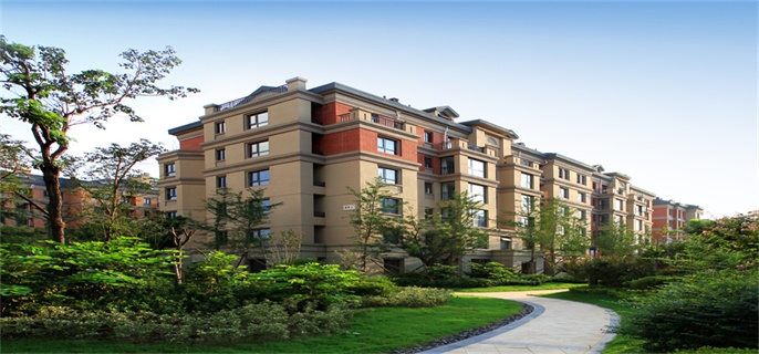 房产被拍卖不够还房贷怎么办