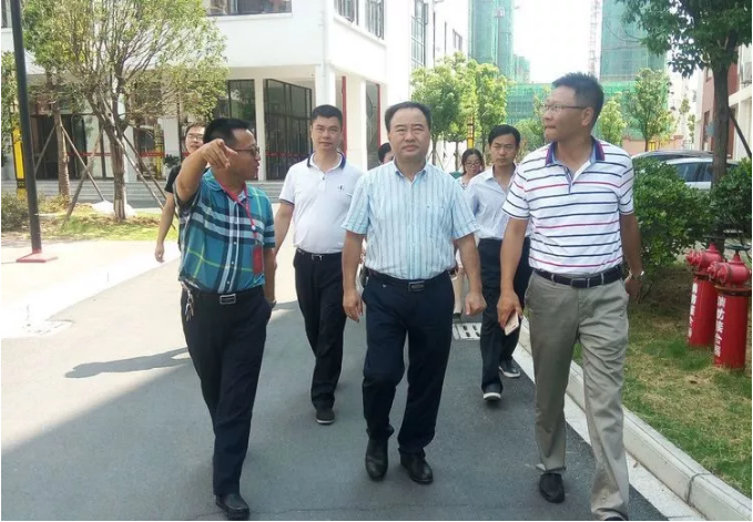 "(襄阳四中初中部-金源中学实景图)金源中学创造了襄阳中考的奇迹!