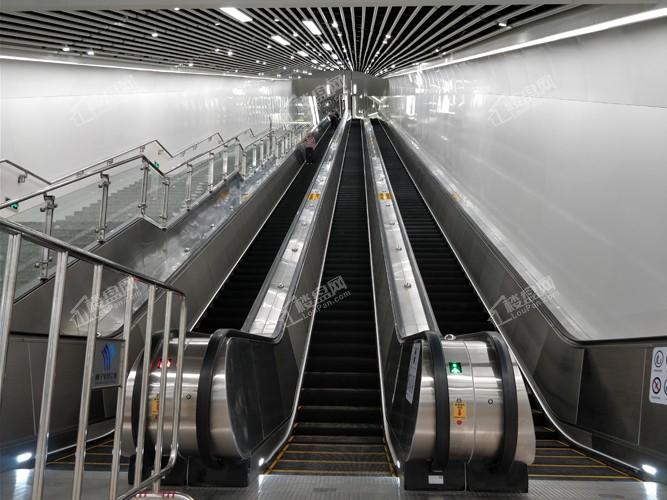 图文:地铁3号线开通啦!小编带你尝鲜体验横跨南宁四大城区的快感!