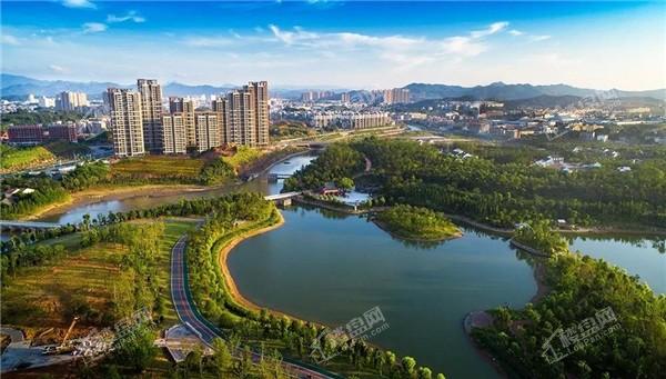 绿地萍乡城际空间站|一线湖景筑居,缘何成为萍乡高净值人群的品质私藏