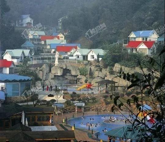 曾经的天堂温泉直到现在,回到故土的许家洞人还会忆起那些青春记. .