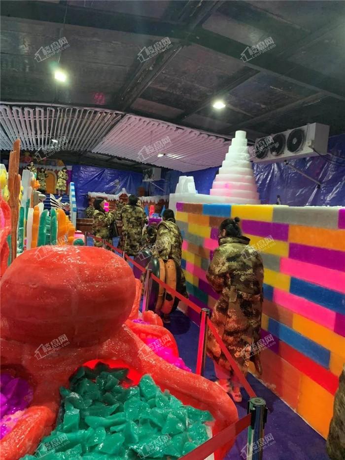 观澜江境|梦幻冰雪节全城启"冻" ,人气爆棚,首日破500人现场打卡 ,欢"