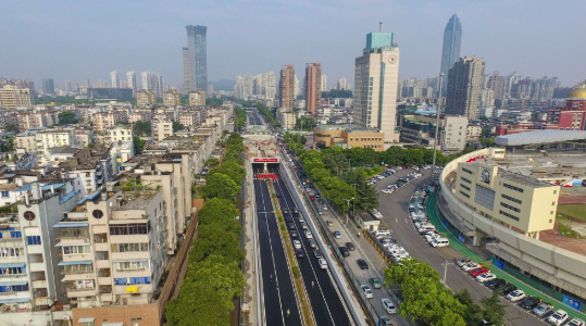 温州市区温瑞大道二期锦绣路下穿隧道正式通车!