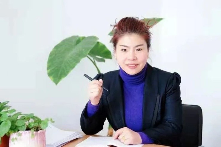 刘爽  中学英语高级教师