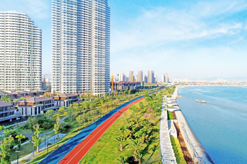 科创公园,体育公园相继建成开放,自西向东由天马山延伸至同安湾海域