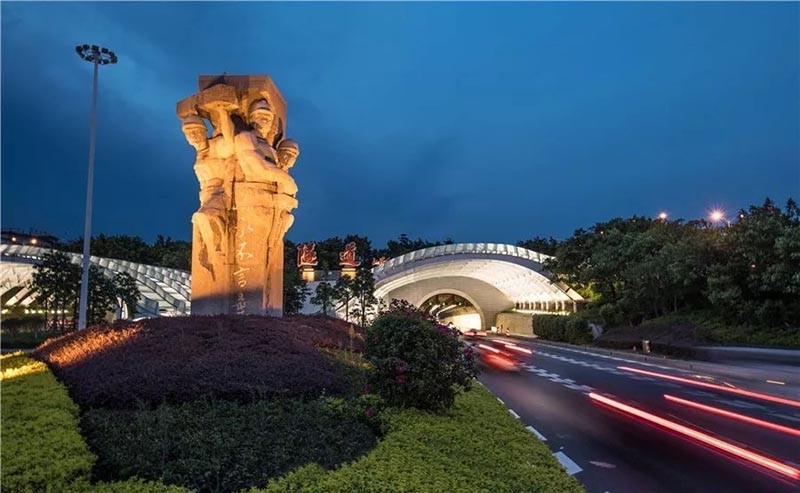 翔安隧道实景图.jpg