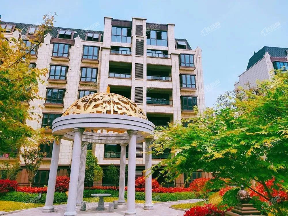 择邻而居,当选姜堰皇廷御苑