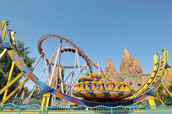 小编一下子就联想到了乌金山欢乐谷,这以后去欢乐谷都可以坐公交车了!