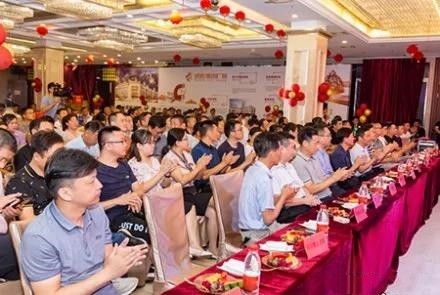扬州新集迎来首个商业体润达城市广场招商顺利签约。