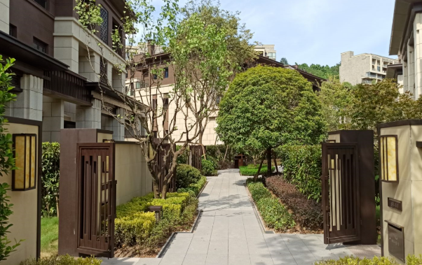 160万起买科学城千万级湖山别墅 海兰云天