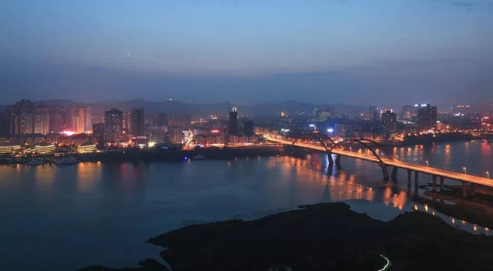 南充城市鸟瞰