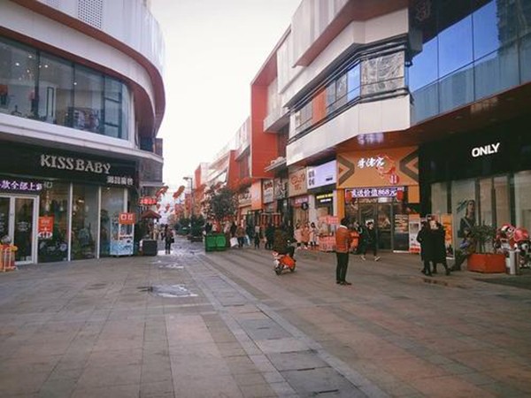 蚌埠华地弘阳公馆位置怎么样?位置优越 出行无忧