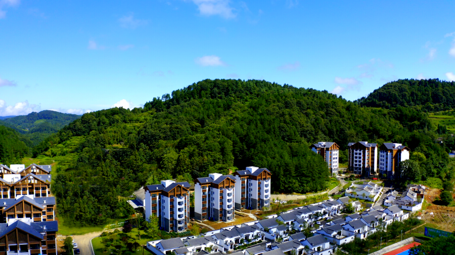 看曾家山避暑房的季节来了!