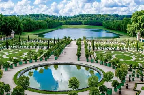 图源网络)19世纪,西方园林在内容上产生了巨大的变化