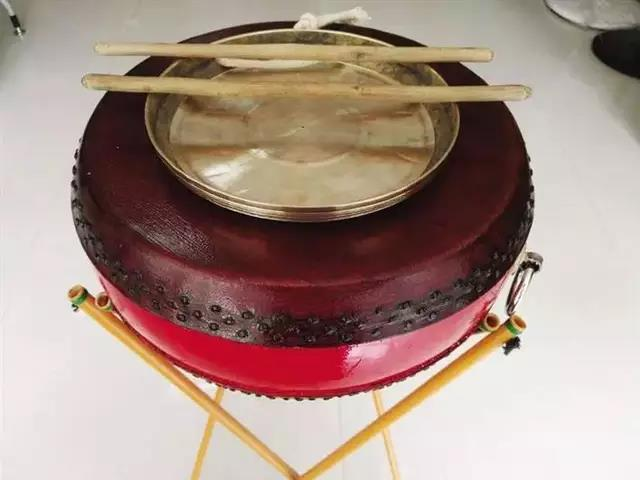 乾小龙探秘湘西三棒鼓-湘西楼盘网