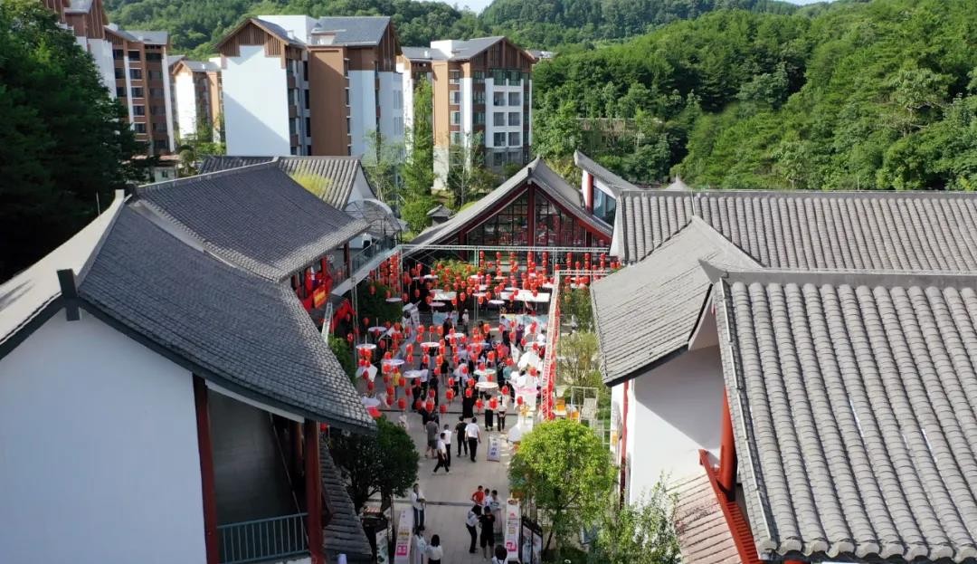 阿坝州十大旅游景点_阿坝_阿坝州