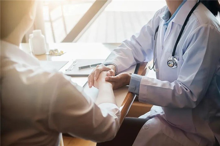 住在恒大悦府,看病就在"家门口"!