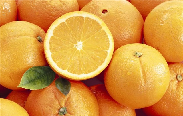“橙”意满满 感恩有你丨崛起翎云府鲜橙全城免费送活动暖心来袭！