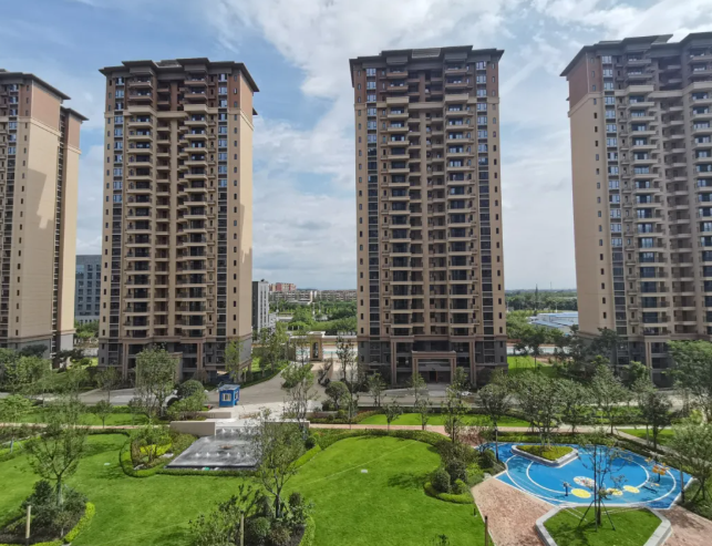 敏捷东樾府业主领取房产证