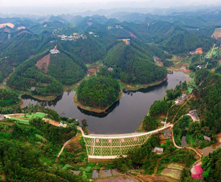 (七)土主镇 红月·康养中心项目