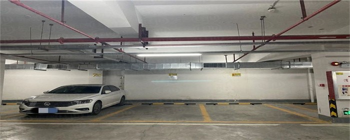 地下车位产权归属业主还是开发商