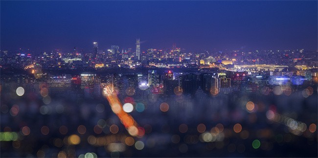 摄图网_500070704_banner_梦幻夜幕下的京城（企业商用）.jpg