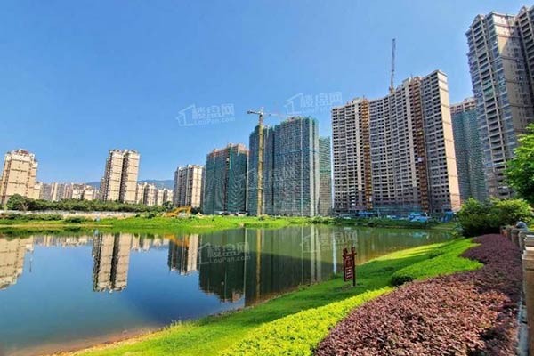 肇庆鸿益幸福湖畔怎么样?浪漫湖居,定义城市珍贵生态人居-肇庆楼盘网