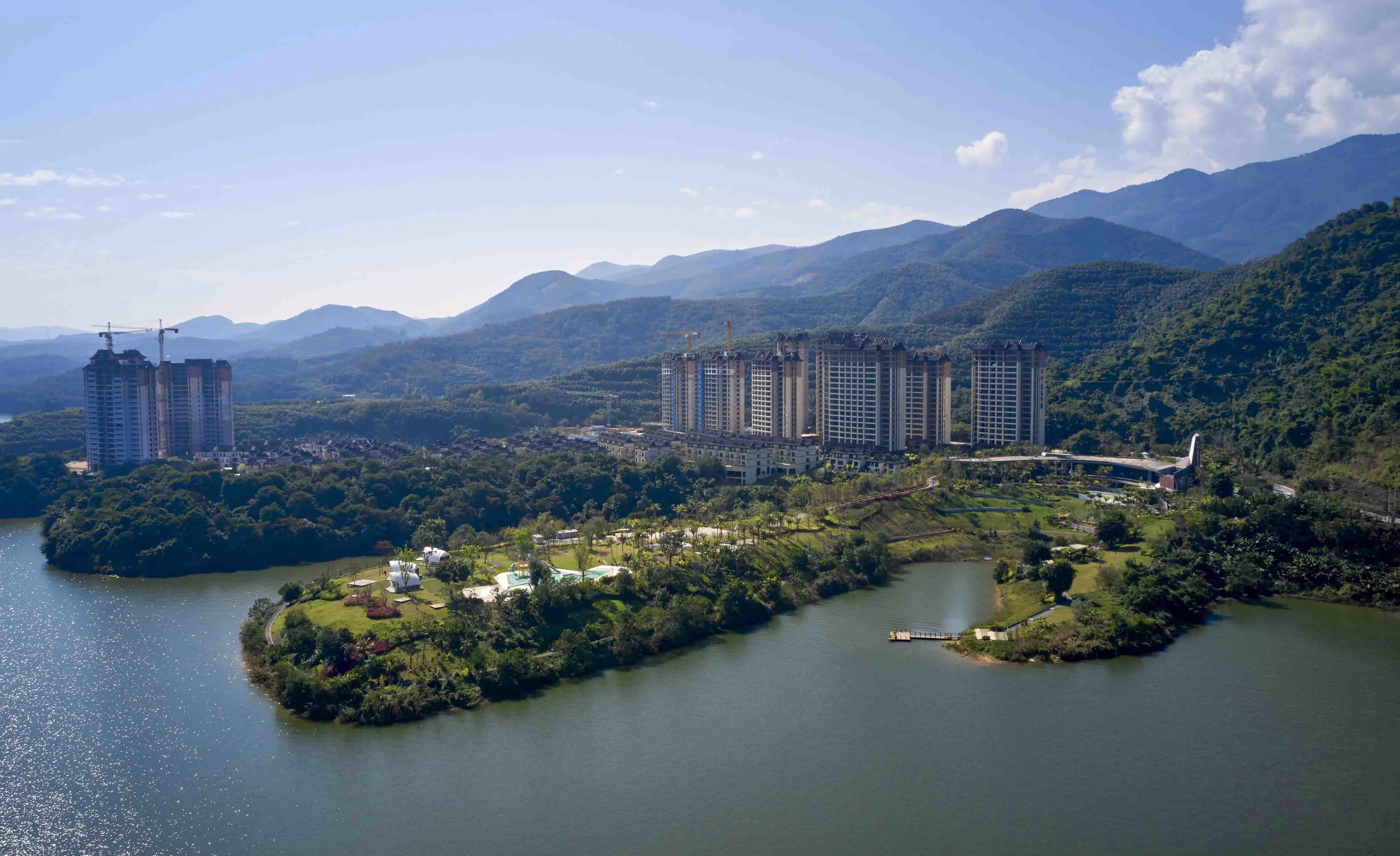 保利西双曼湖项目简介