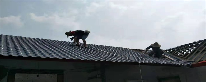 石棉瓦屋顶漏水修补2.png