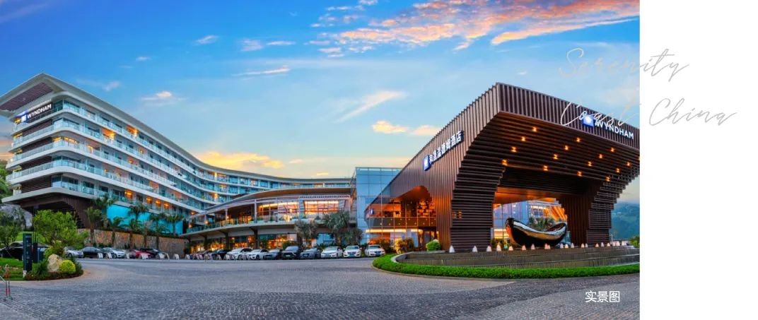 二层拥有网红餐厅——愚乐山丘,引进云轩楼入驻,是享受浪漫海景餐厅的