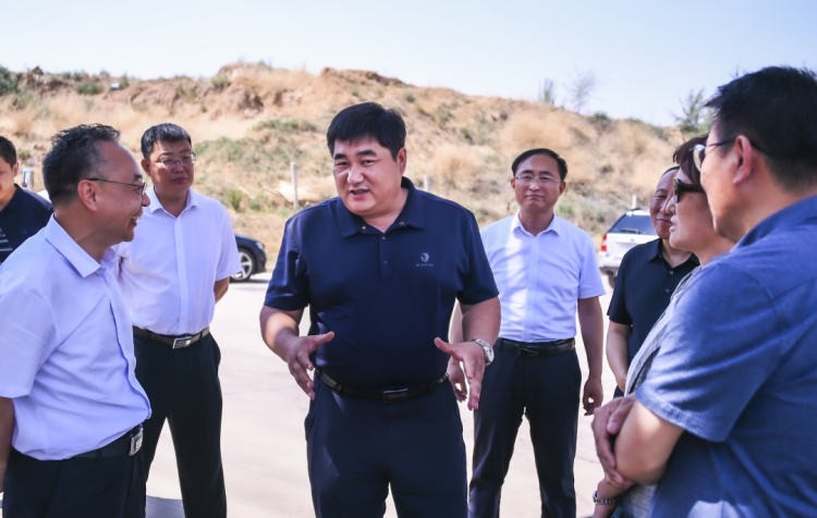 陈占英督导检查企业运行重点项目建设和安全生产工作