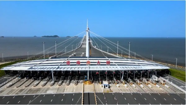 港珠澳大桥.jpg
