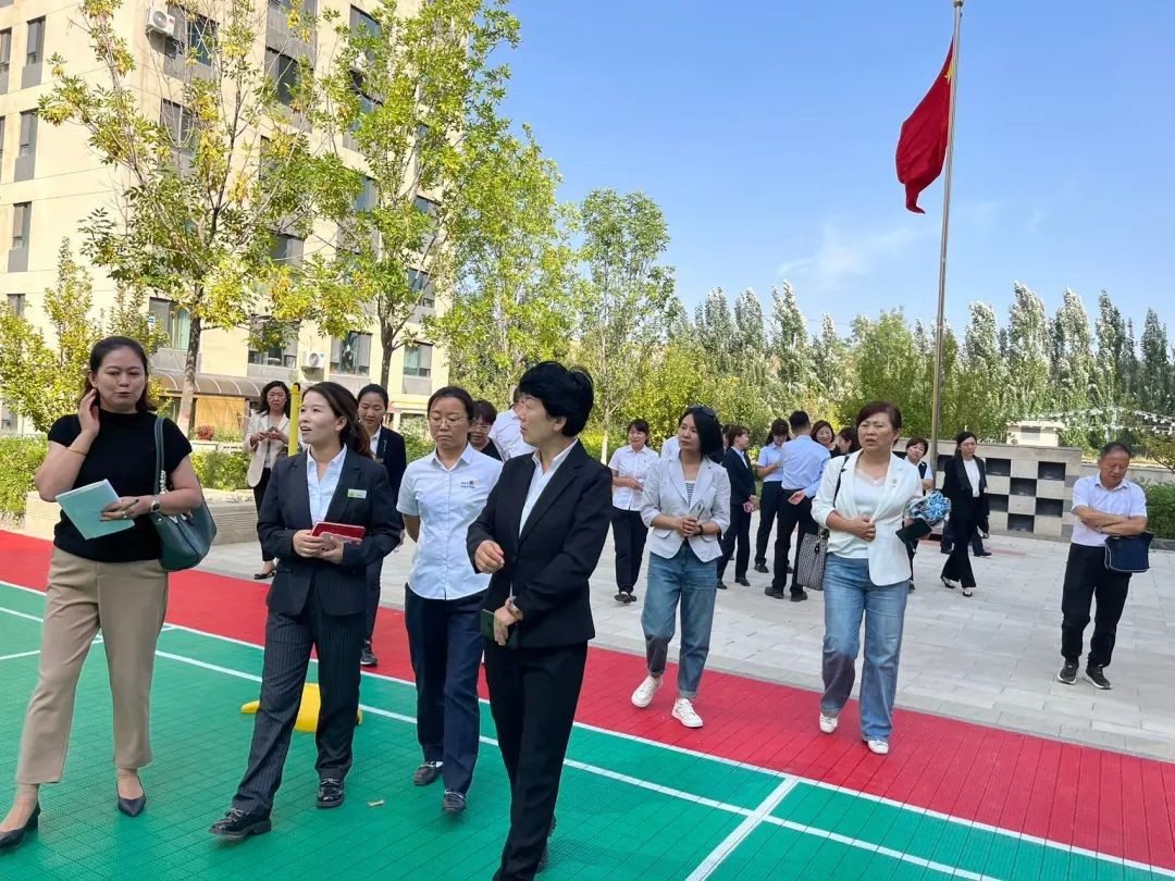 乌鲁木齐市房地产业协会开展“标杆项目”参观活动(图8)