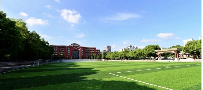 也就是说,新校区的师资配备,教育活动,教学资源都将与雅礼中学本部
