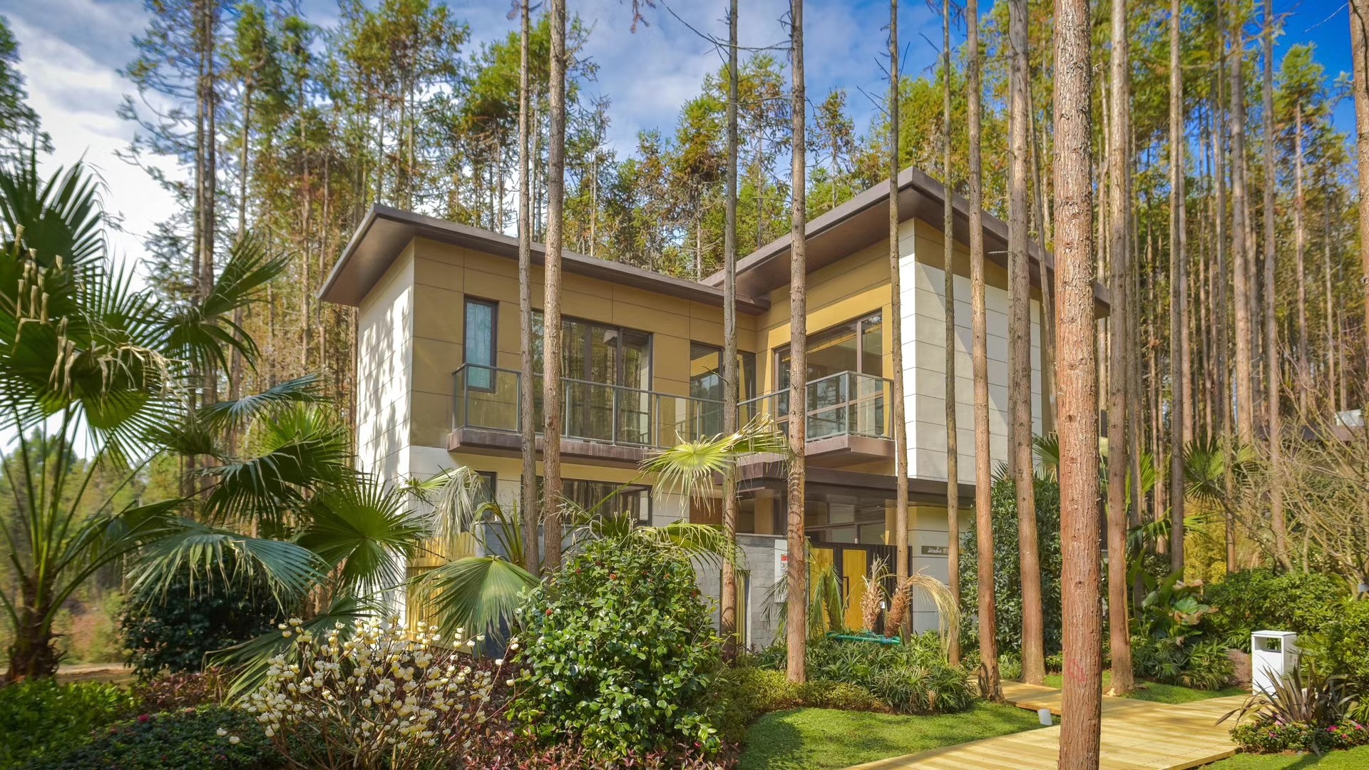 华侨城梦幻腾冲国际温泉度假小镇